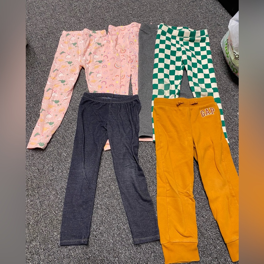 Bundle girls 5T Gap pants -6 pairs